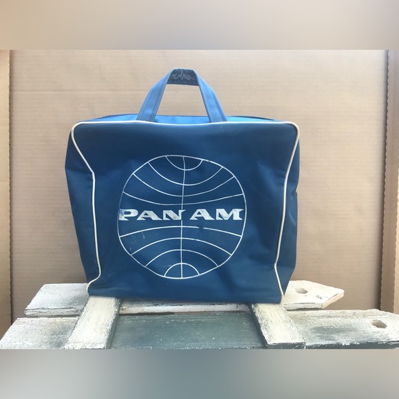 Made in USA Handbags - PAN AM CARRY BAG TOTE. GENUINE USA VINTAGE!